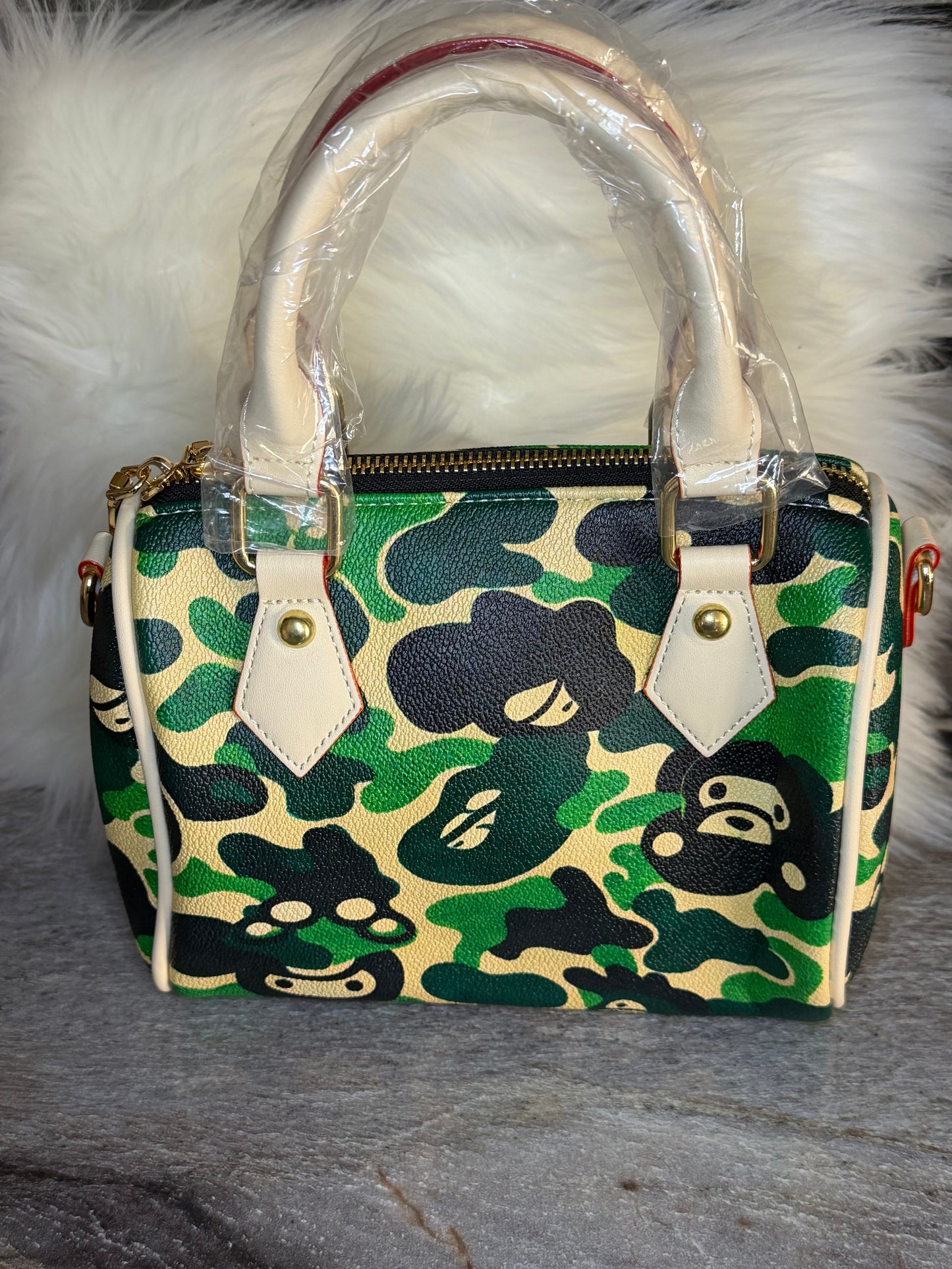 Green B. aPe Pillowbag