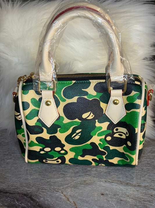 Green B. aPe Pillowbag